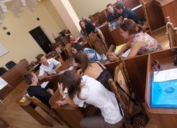 Під час дискусій